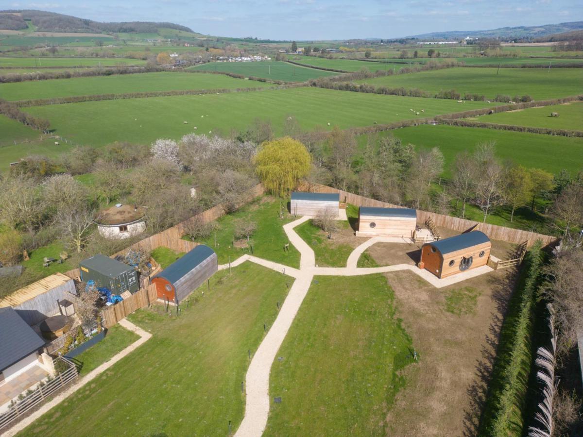 Alderton Laburnum Farm Estate别墅 外观 照片